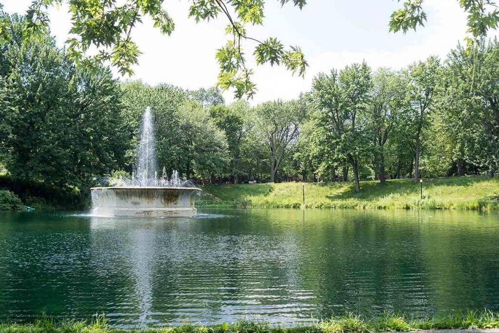 Heart Of Mtr For Memorable Experience 7minmetro 2 Backyard Fully Equipped Сasa de vacaciones Montreal